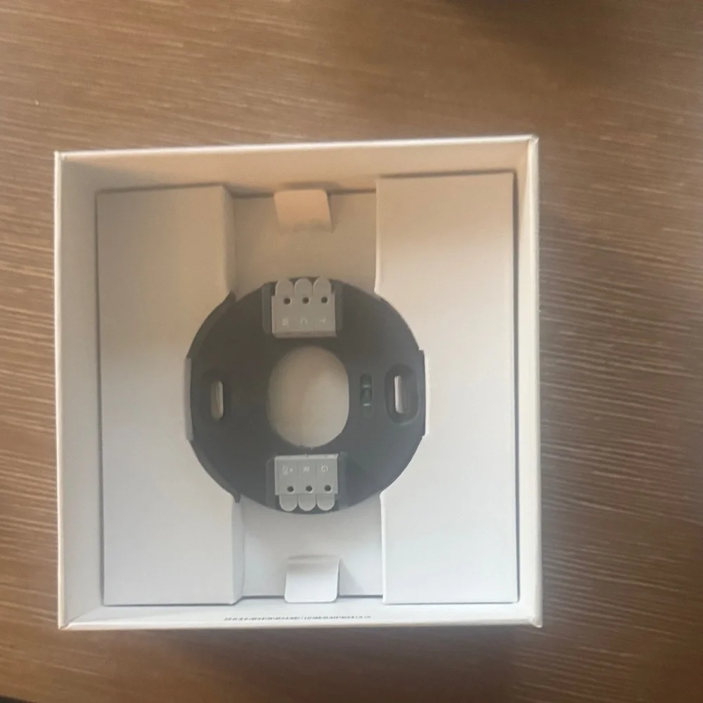 Google Nest Thermostat in Modern Gray